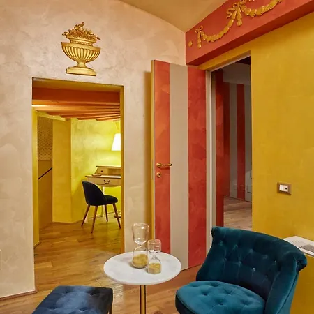 Palazzo Di Alcina - Residenza D'epoca - Luxury- Готель типу 