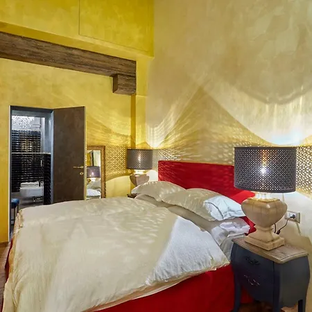 Palazzo Di Alcina - Residenza D'epoca - Luxury- 5* Bologna
